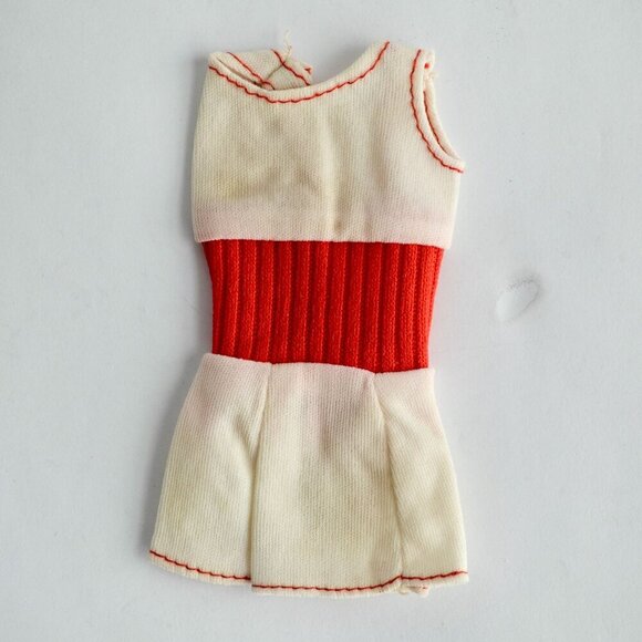 Mattel Barbie 1974 Free Moving Romper White Red - Picture 2 of 3